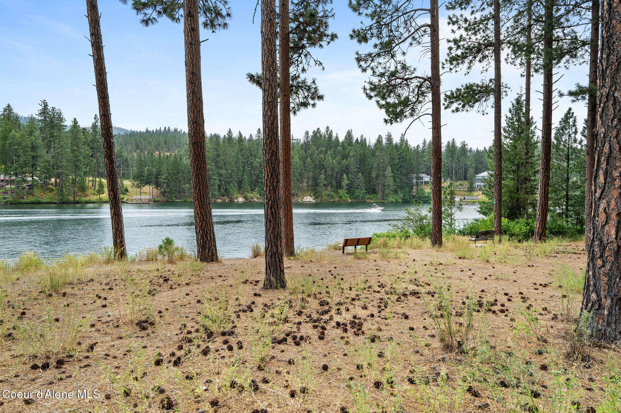 1829 E BARK LOOP
