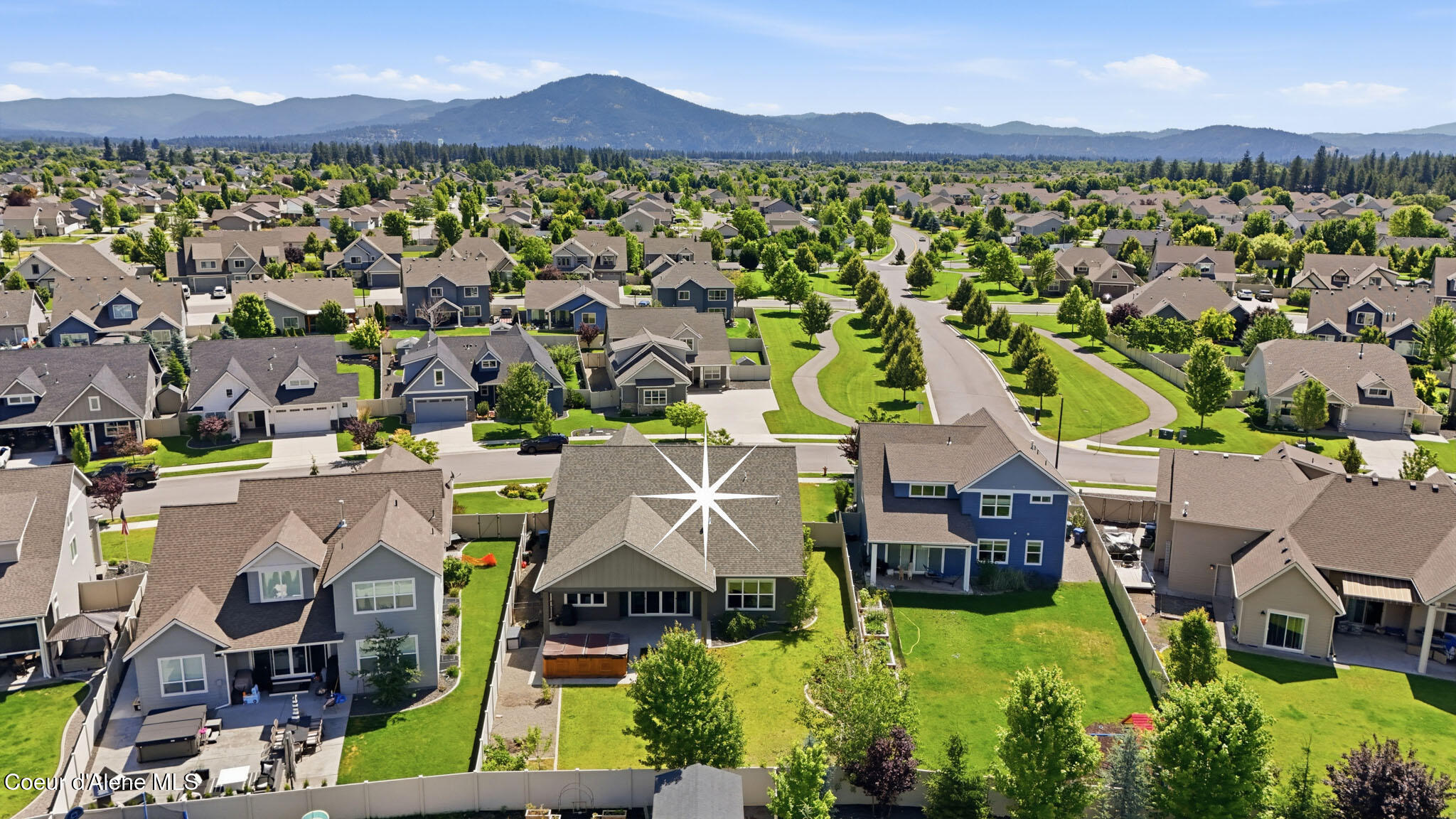 6889 N HOURGLASS DR, Coeur d'Alene