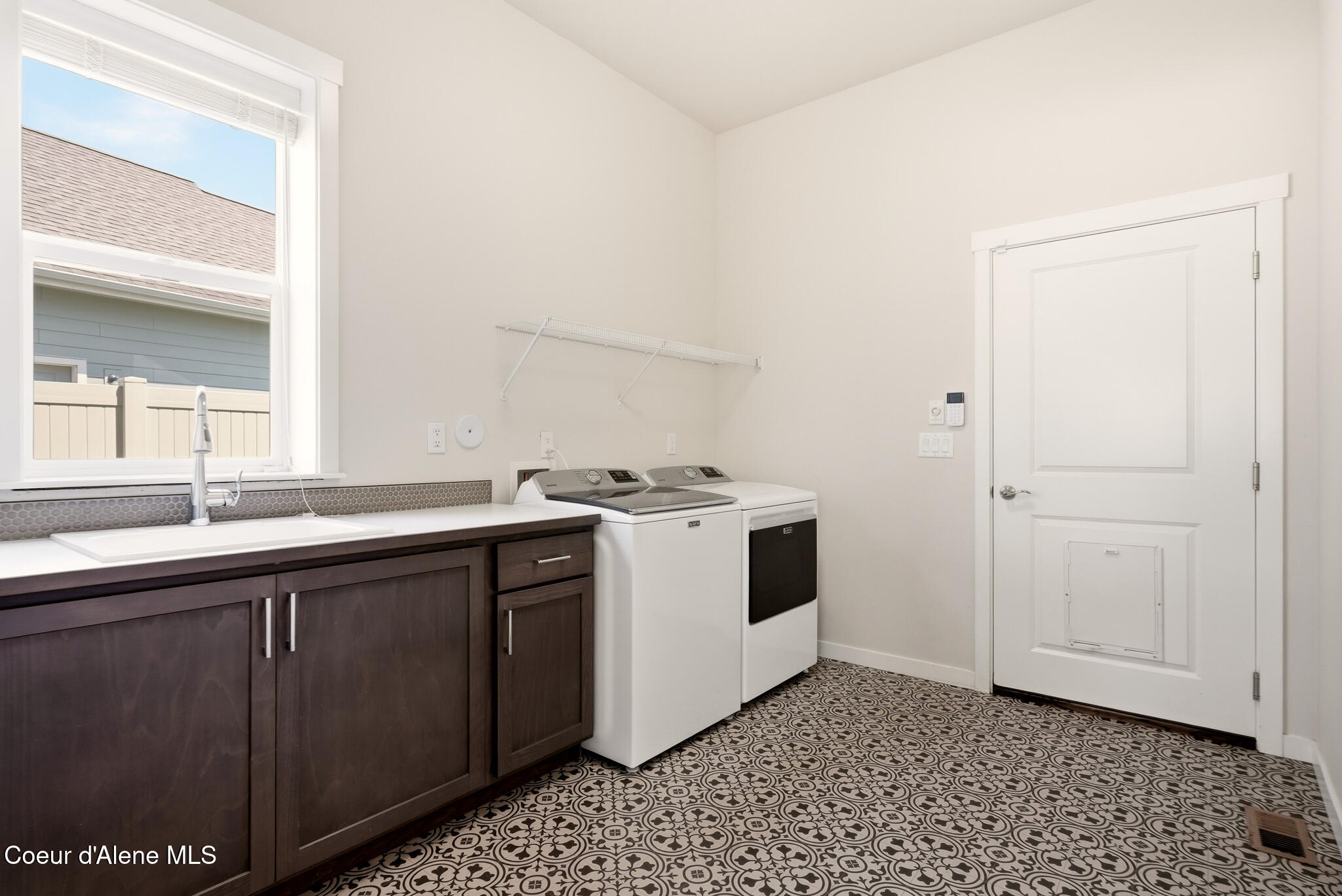 6889 N HOURGLASS DR, Coeur d'Alene