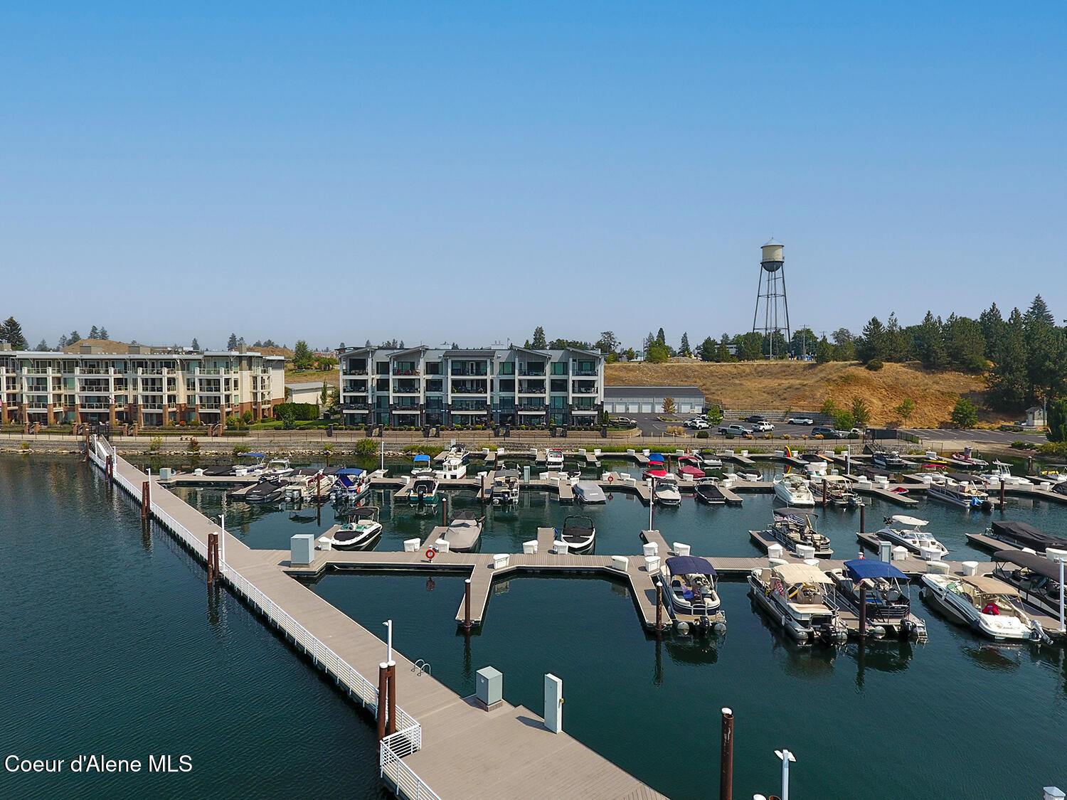 447 W Waterside DR, APT 301