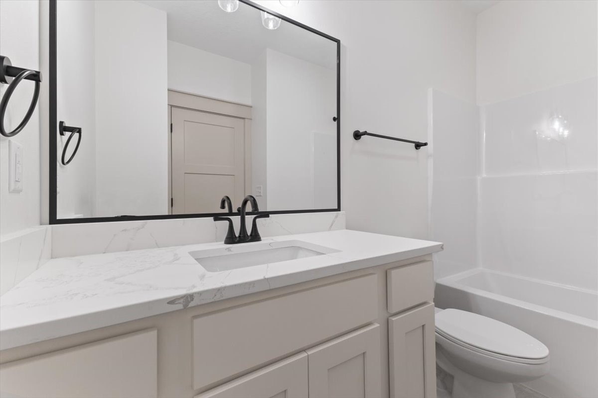 355 NW Woodmoor Drive