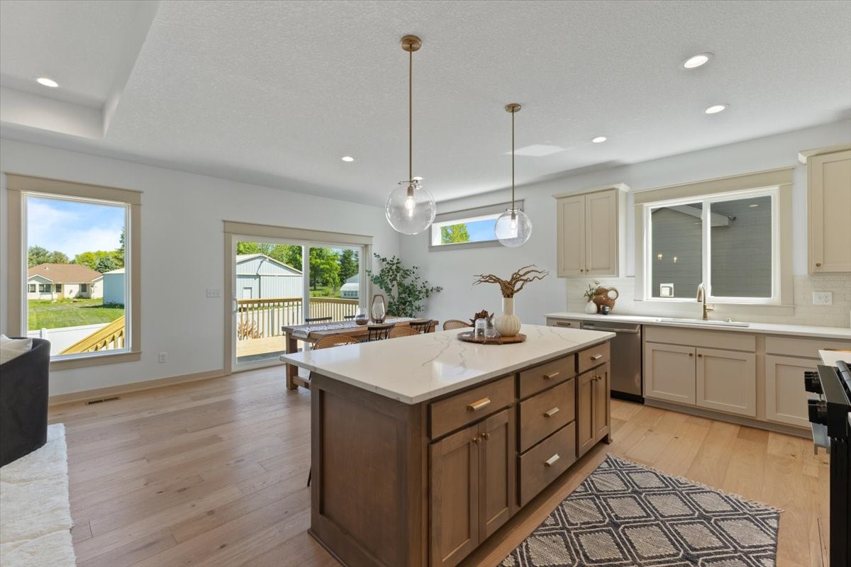 355 NW Woodmoor Drive