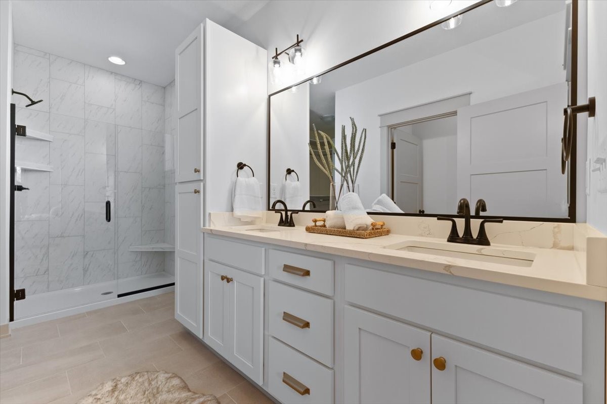 355 NW Woodmoor Drive