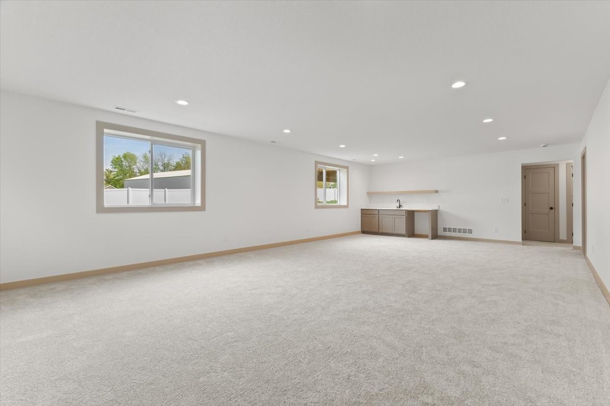 355 NW Woodmoor Drive