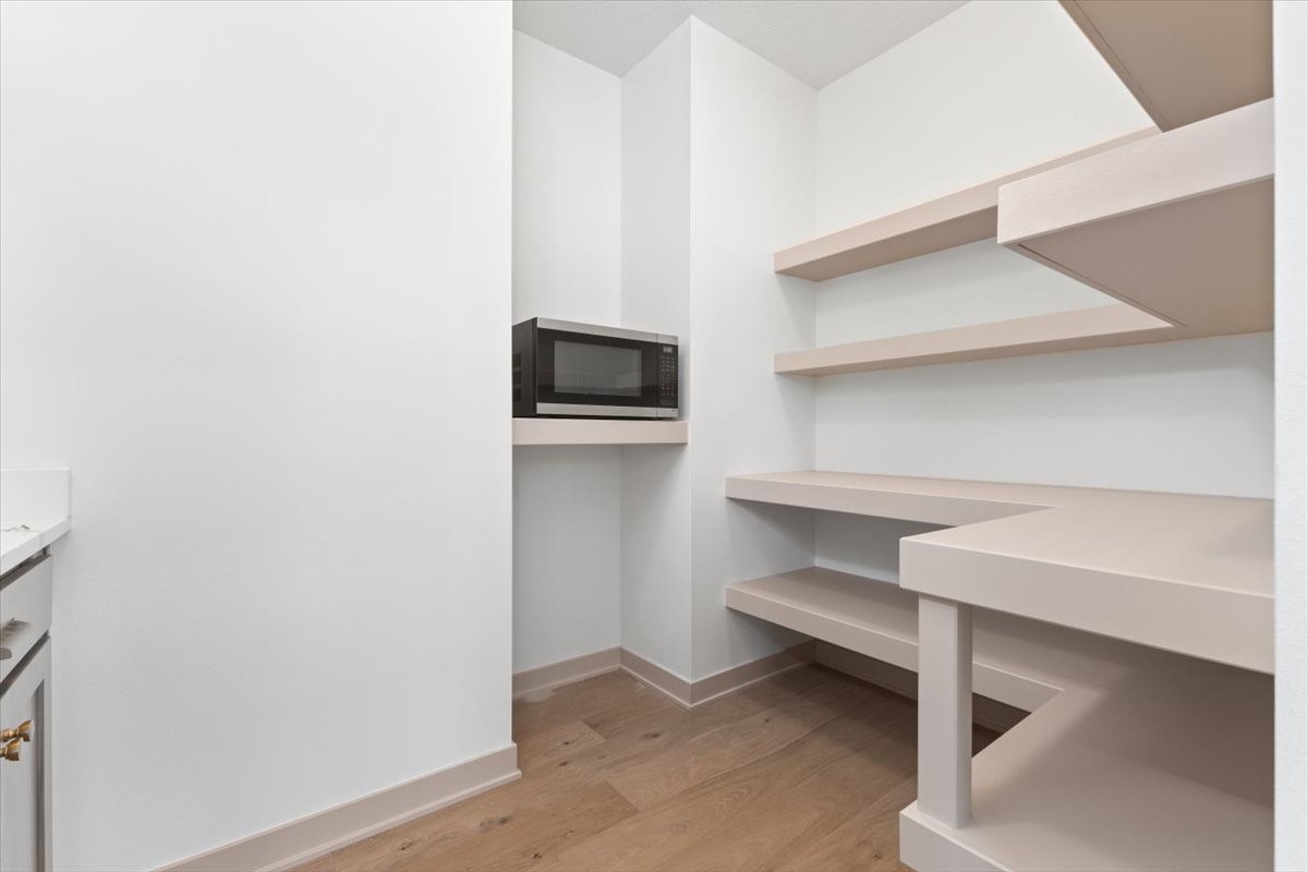 355 NW Woodmoor Drive