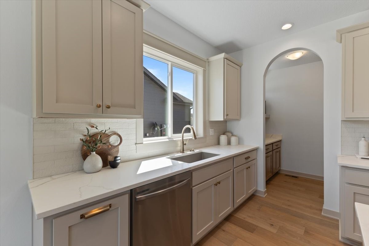 355 NW Woodmoor Drive