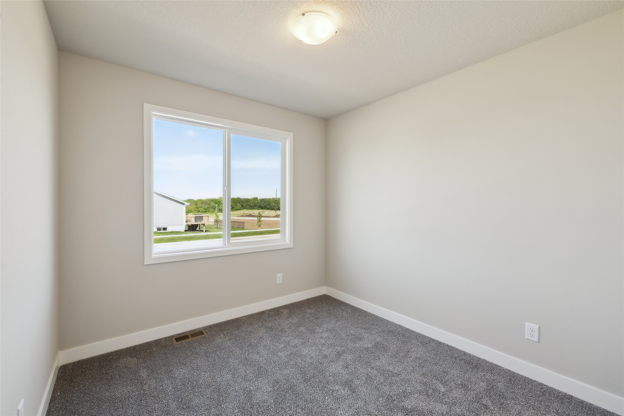 25115 Bluebird Circle