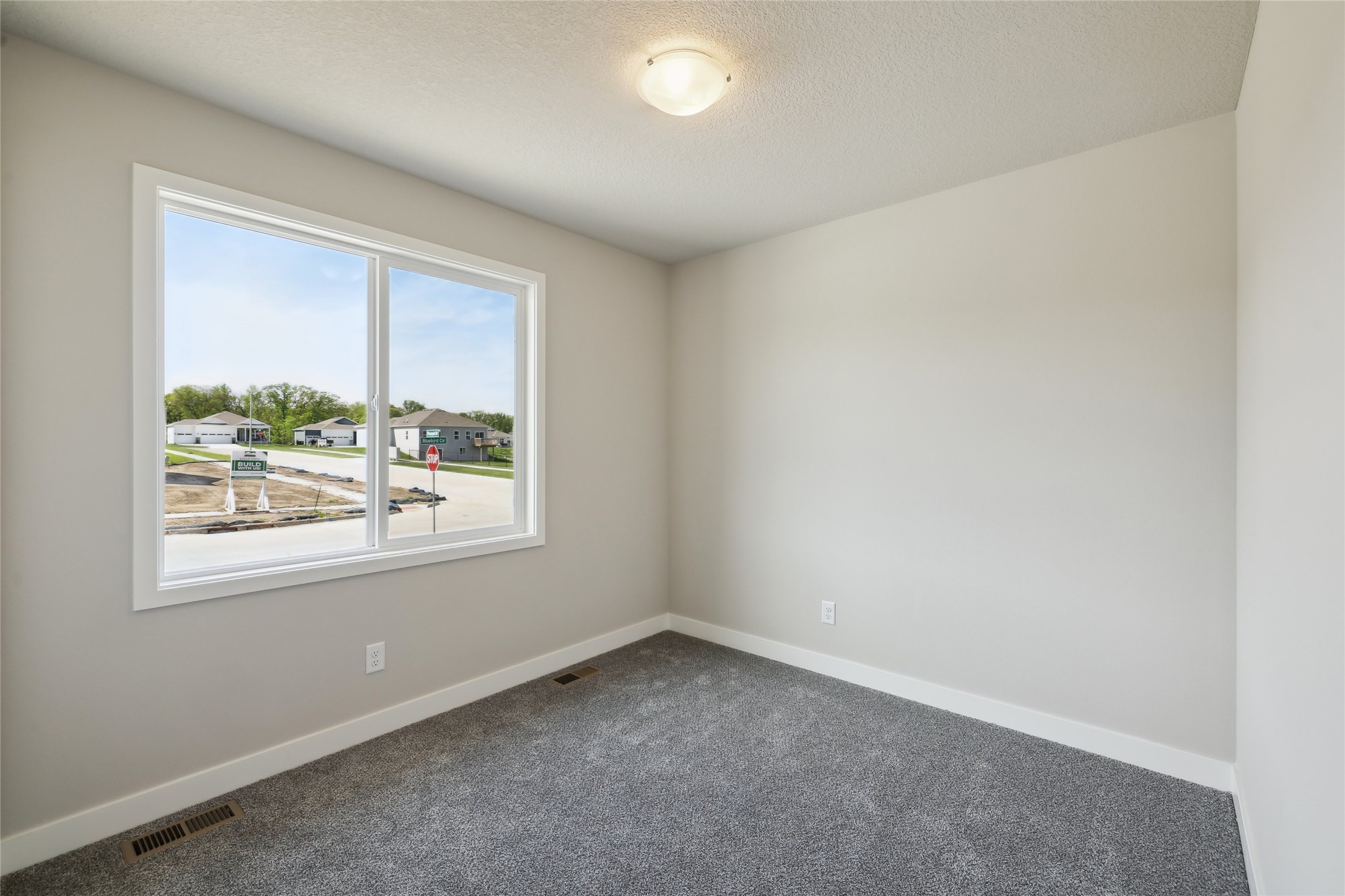 25115 Bluebird Circle