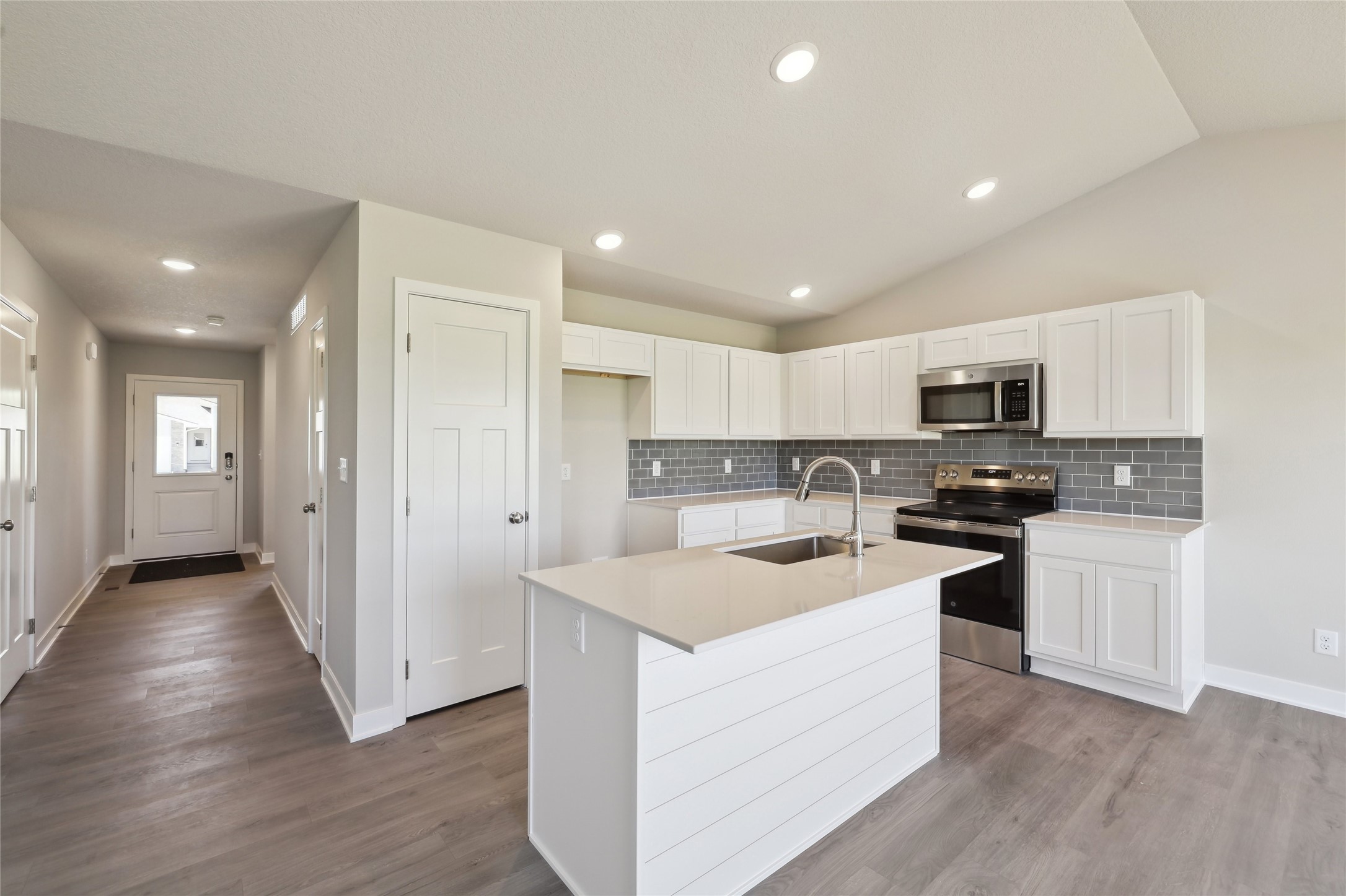 25115 Bluebird Circle