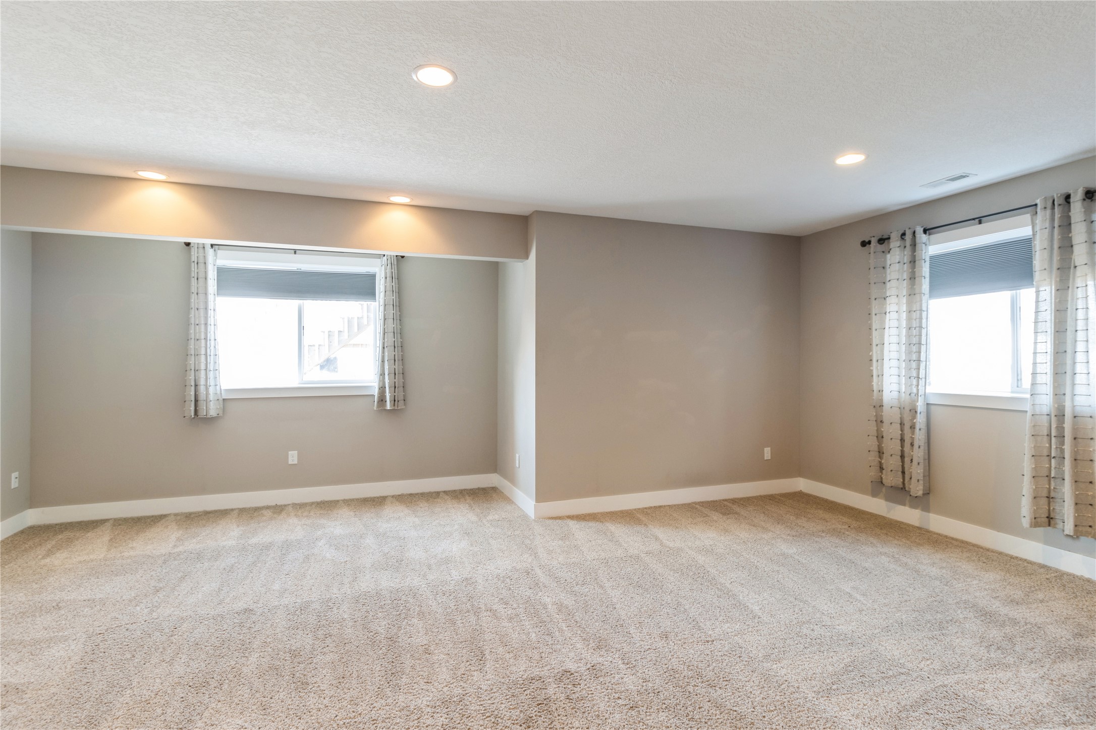 15 SE Pembrooke Lane