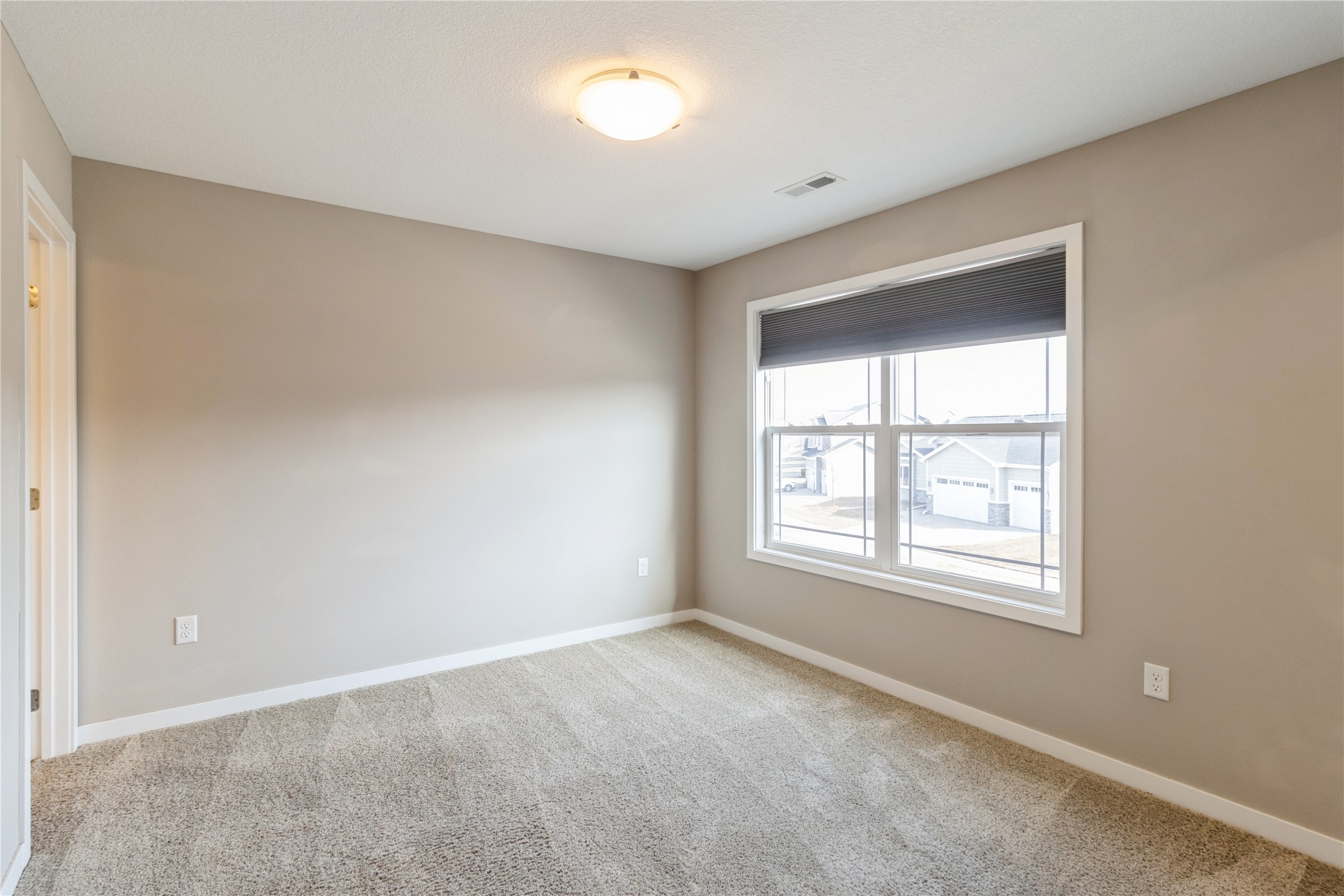 15 SE Pembrooke Lane