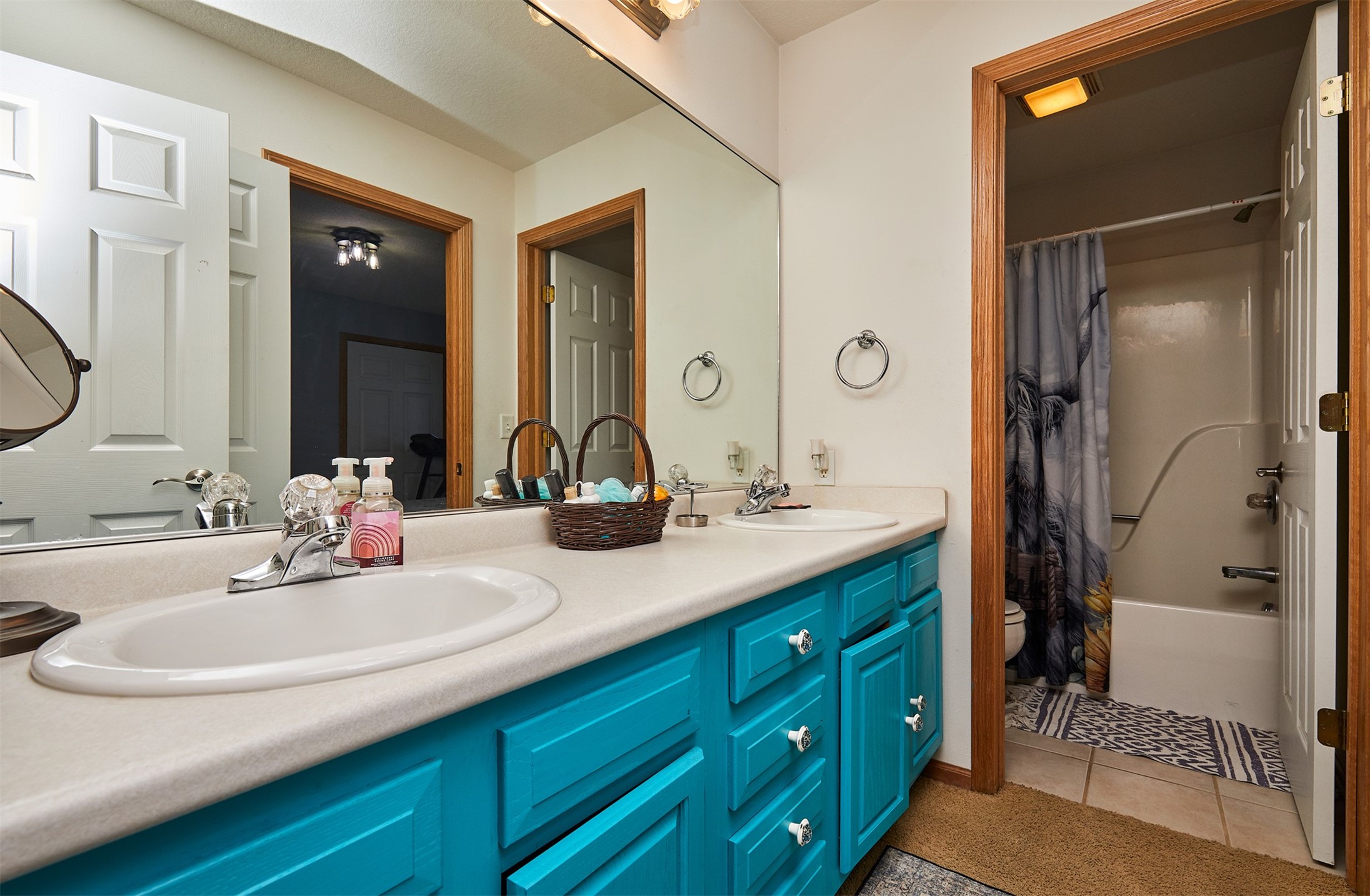 221 N 15th Avenue