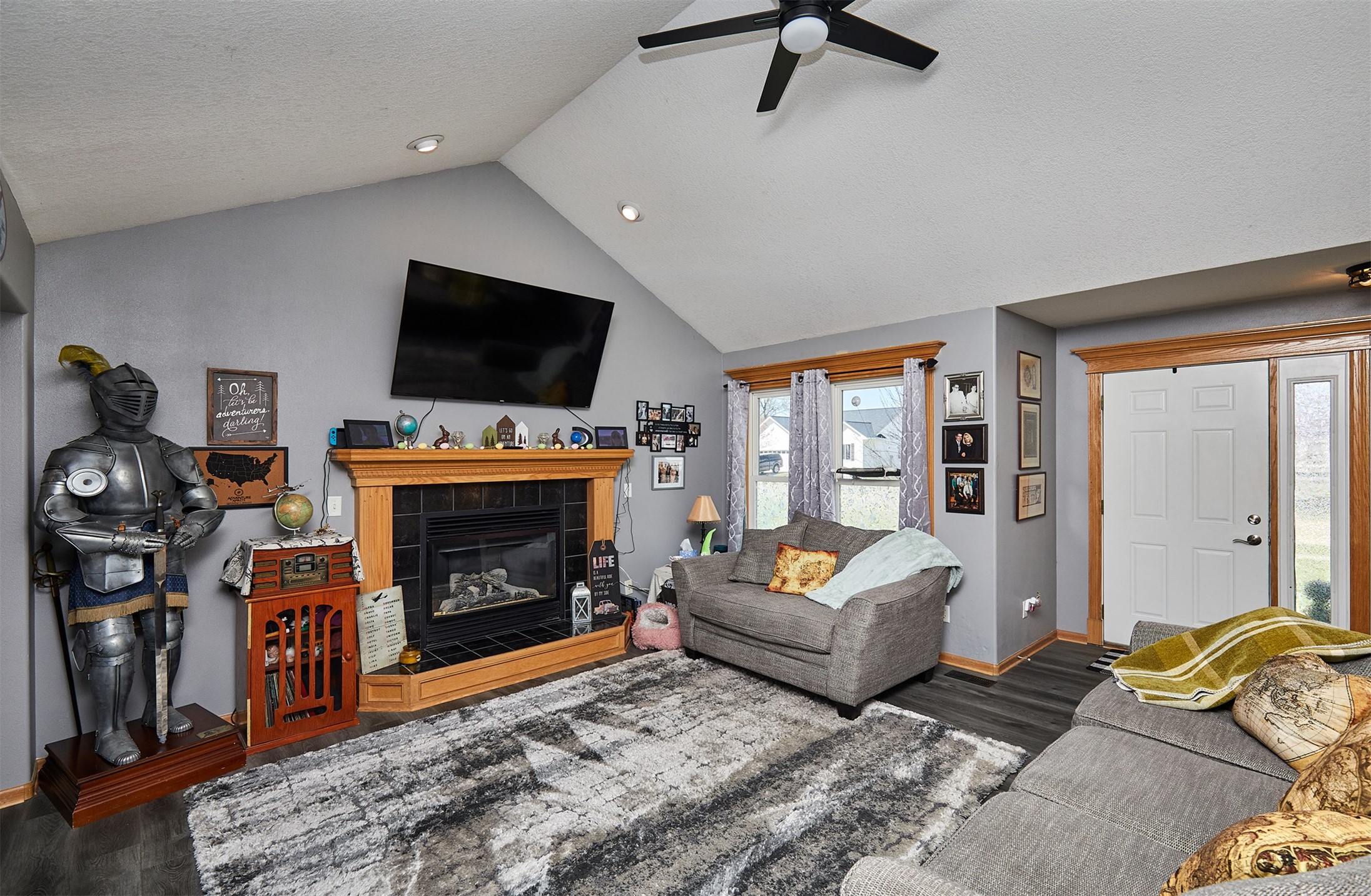 221 N 15th Avenue