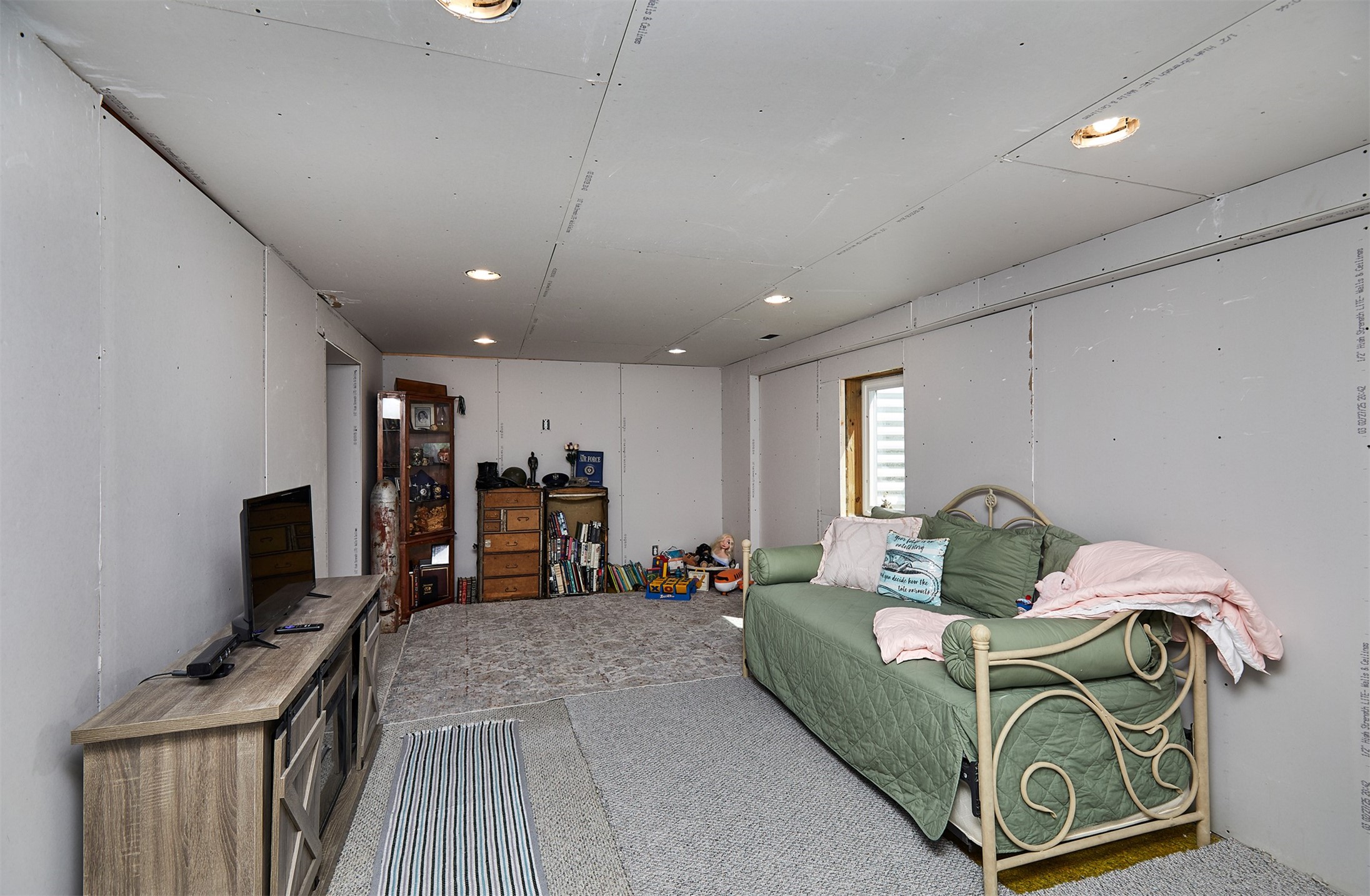 221 N 15th Avenue