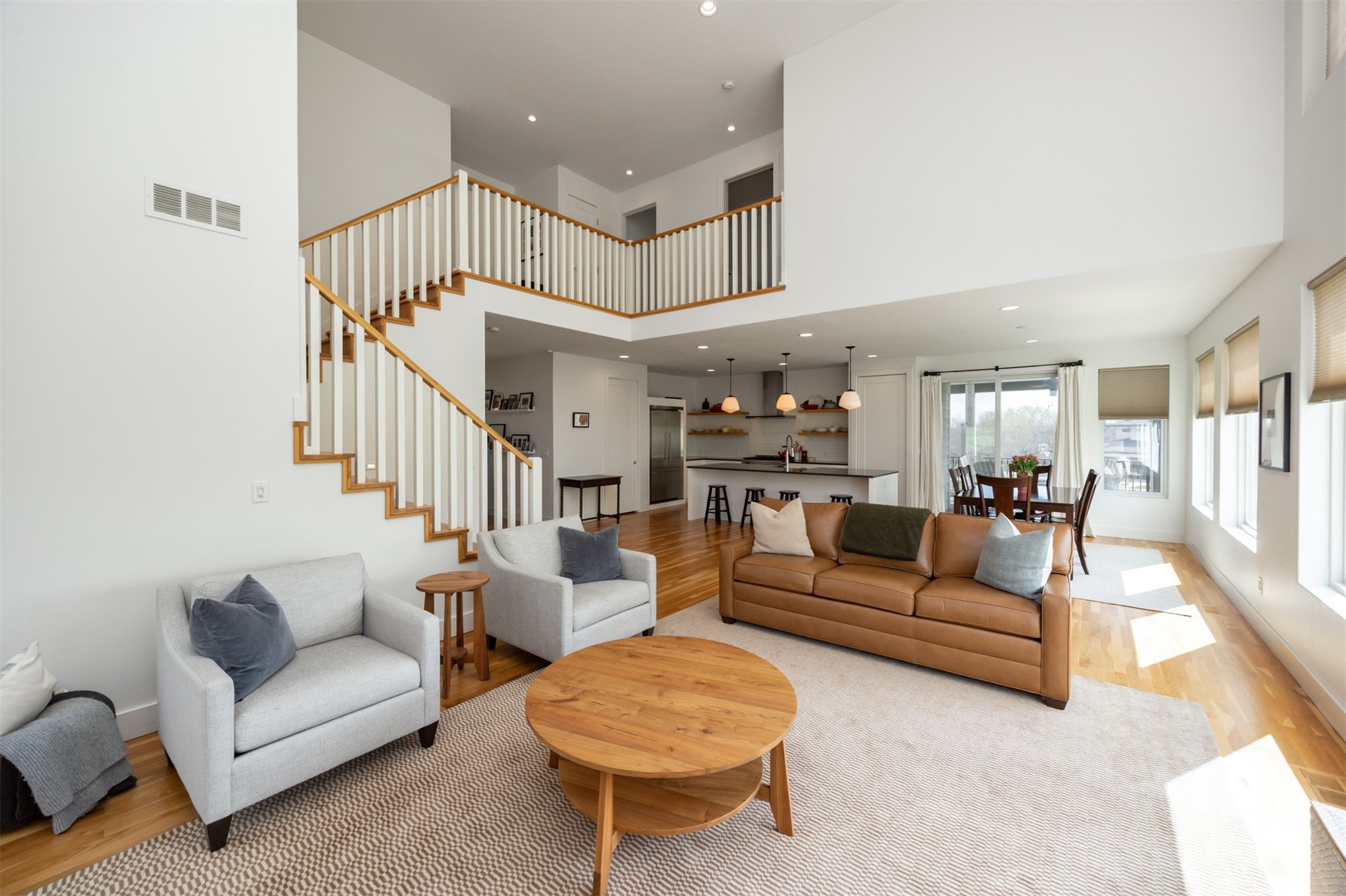 5412 SW Lake Ridge Drive
