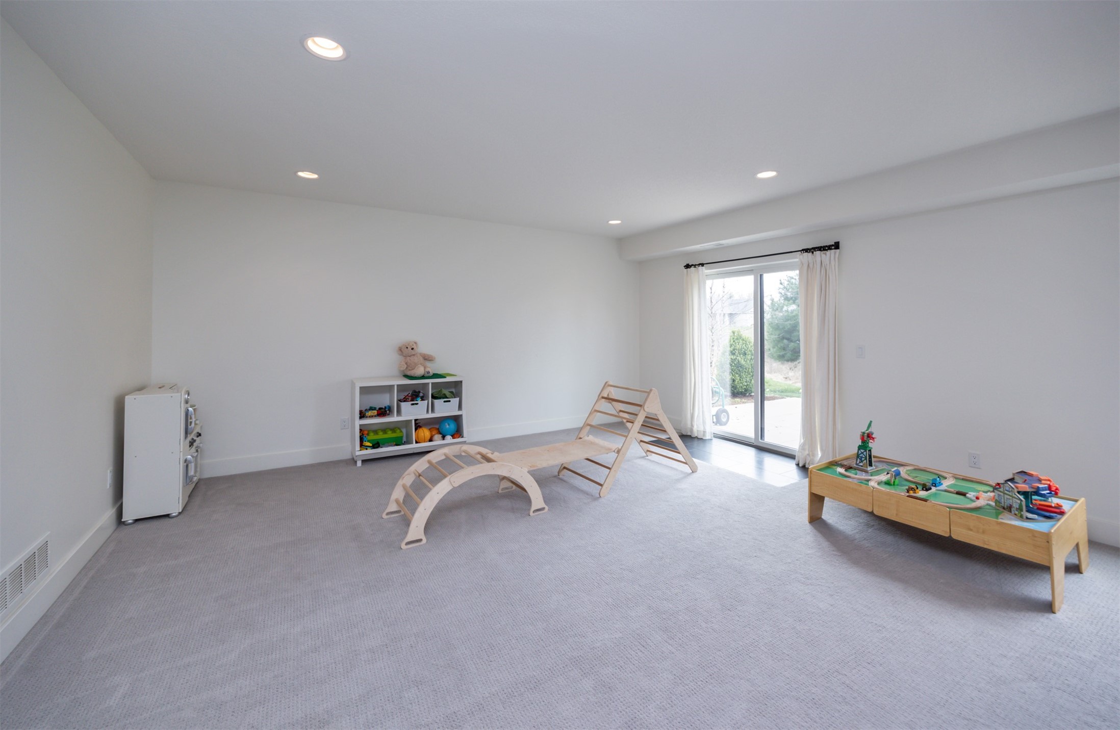 5412 SW Lake Ridge Drive