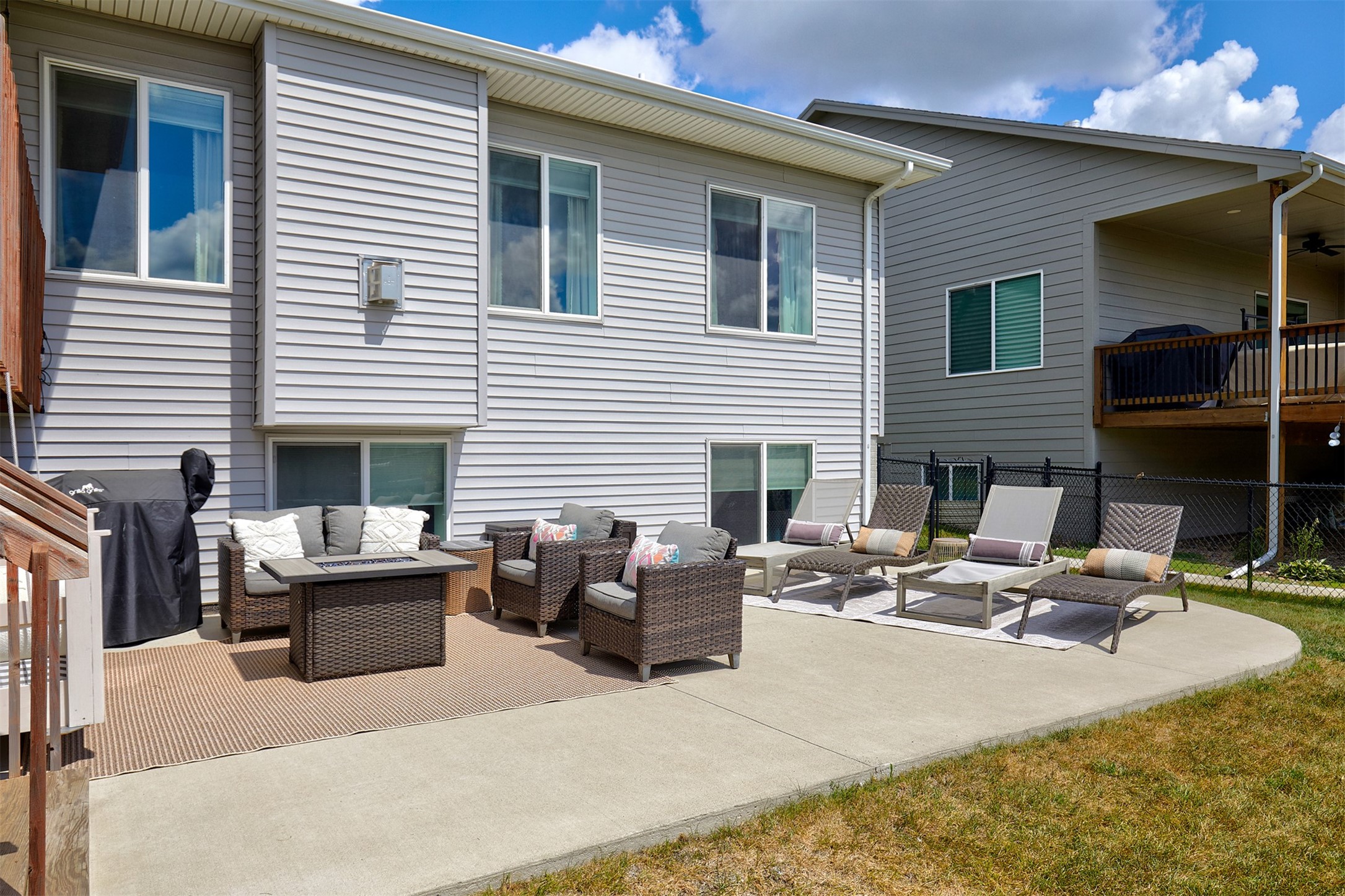 9740 Larchwood Drive