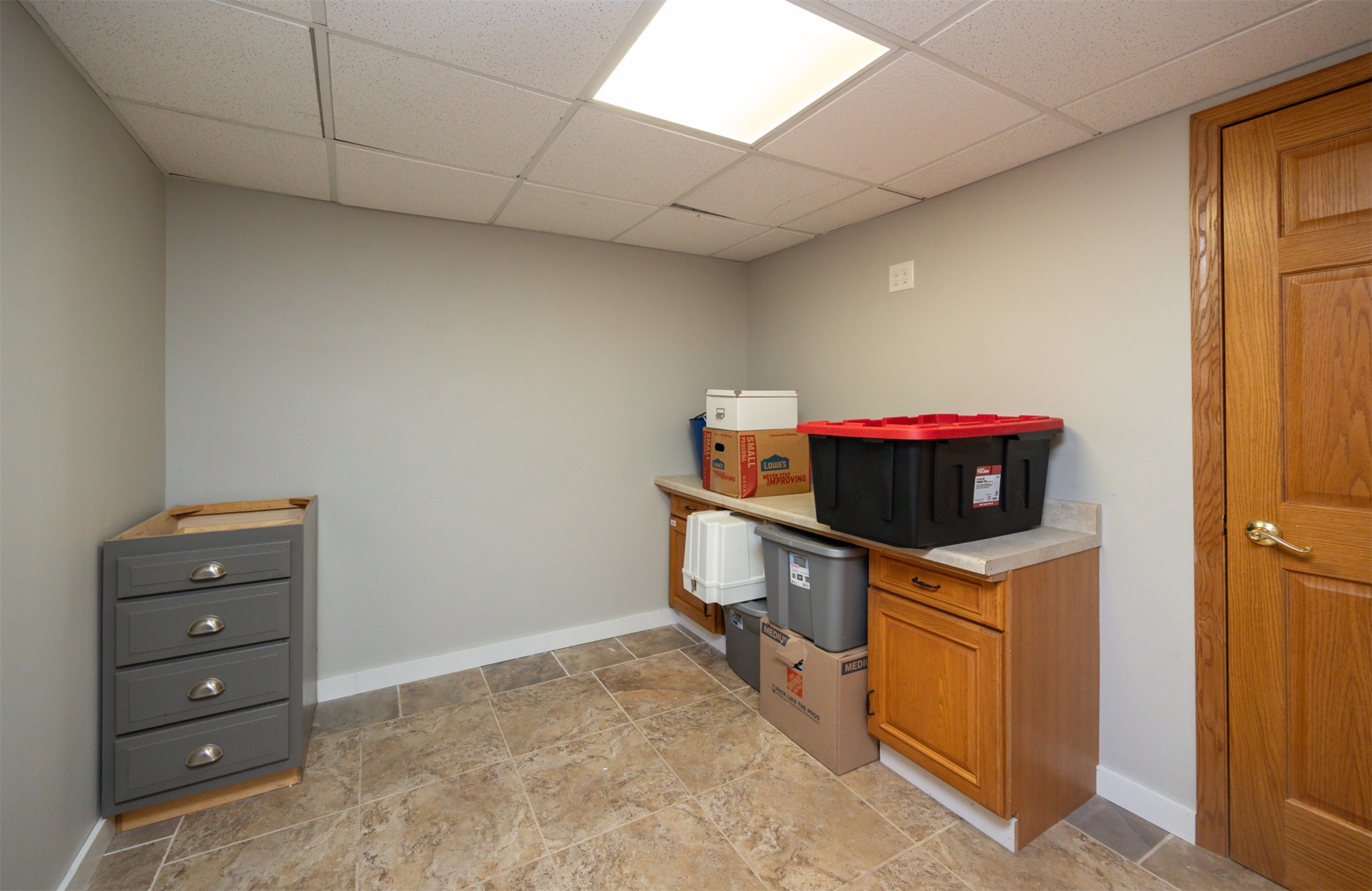 905 SE Meadowlark Drive