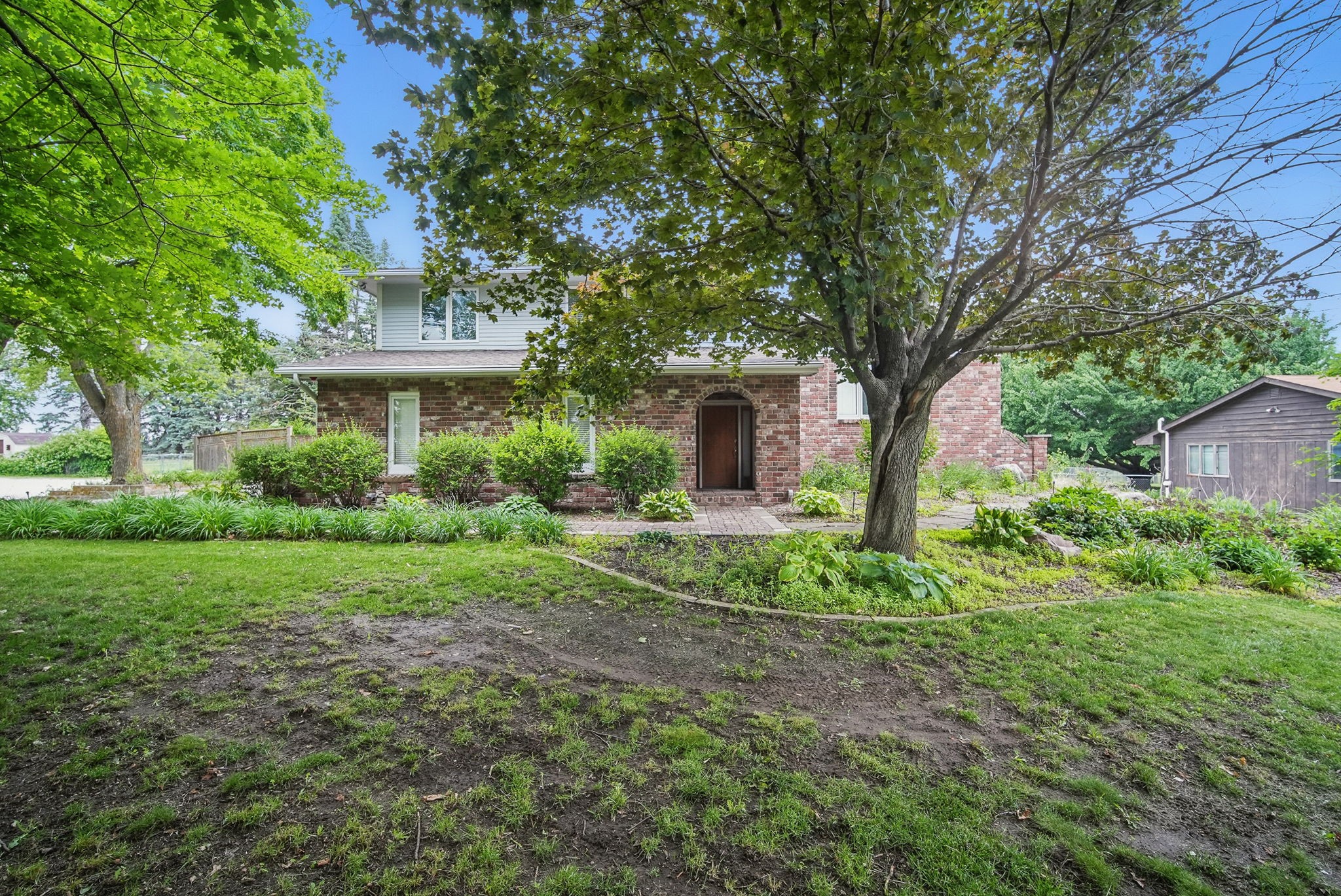 3273 Ashworth Road