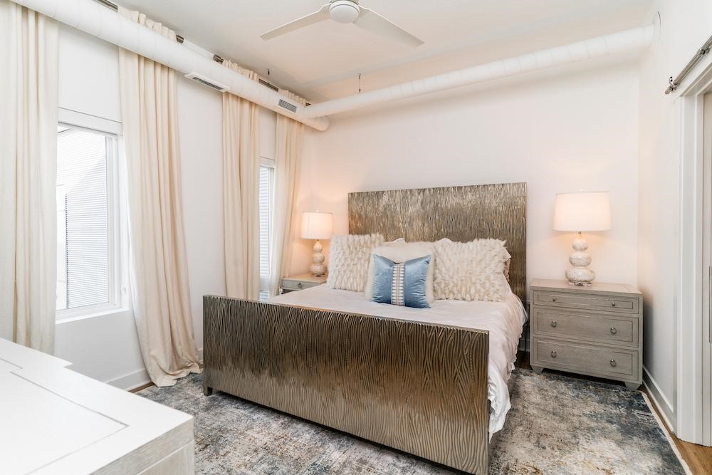 400 SW 7th Street 308