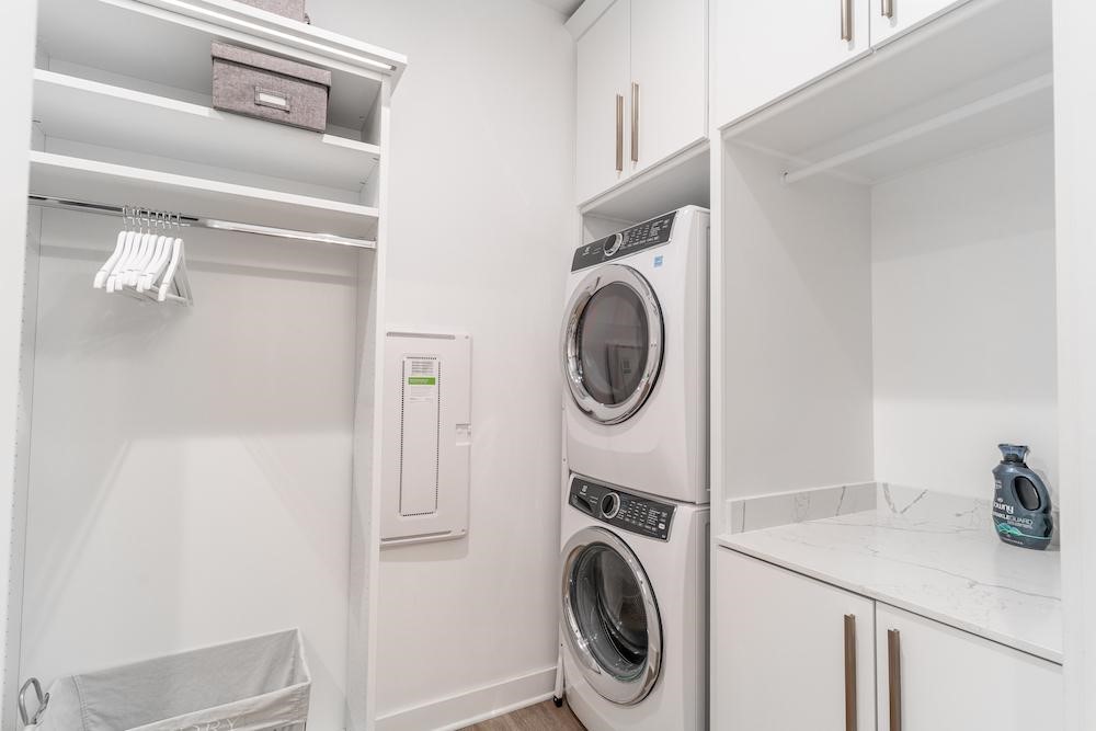 400 SW 7th Street 308