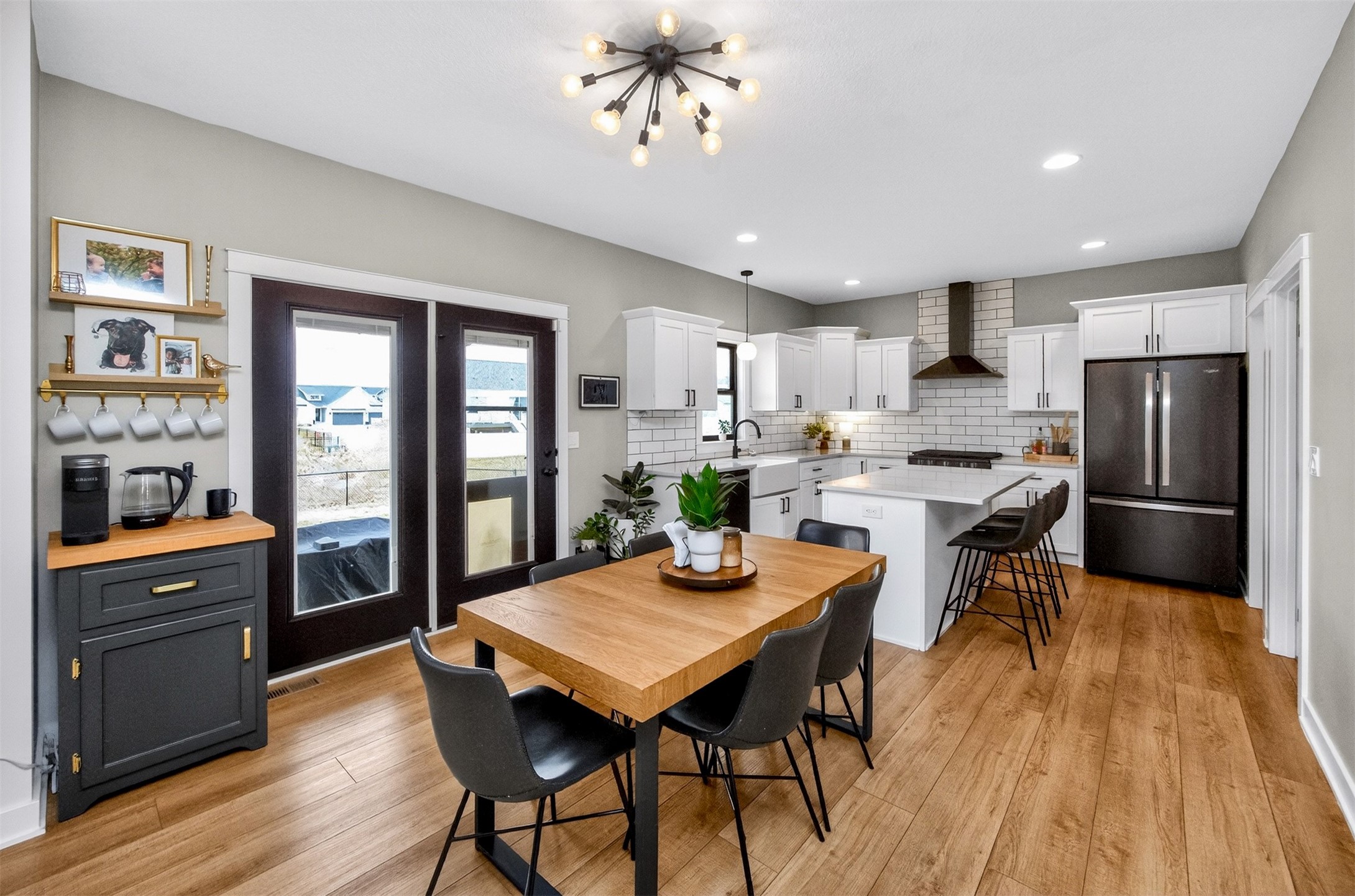 3324 Glenwood Drive
