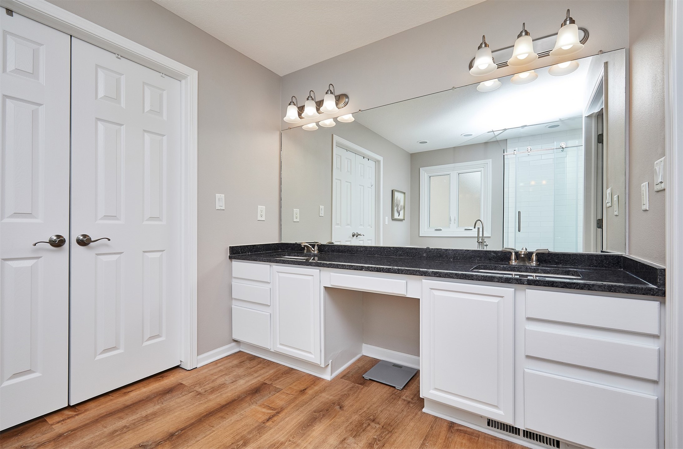 1544 NW 127th Court