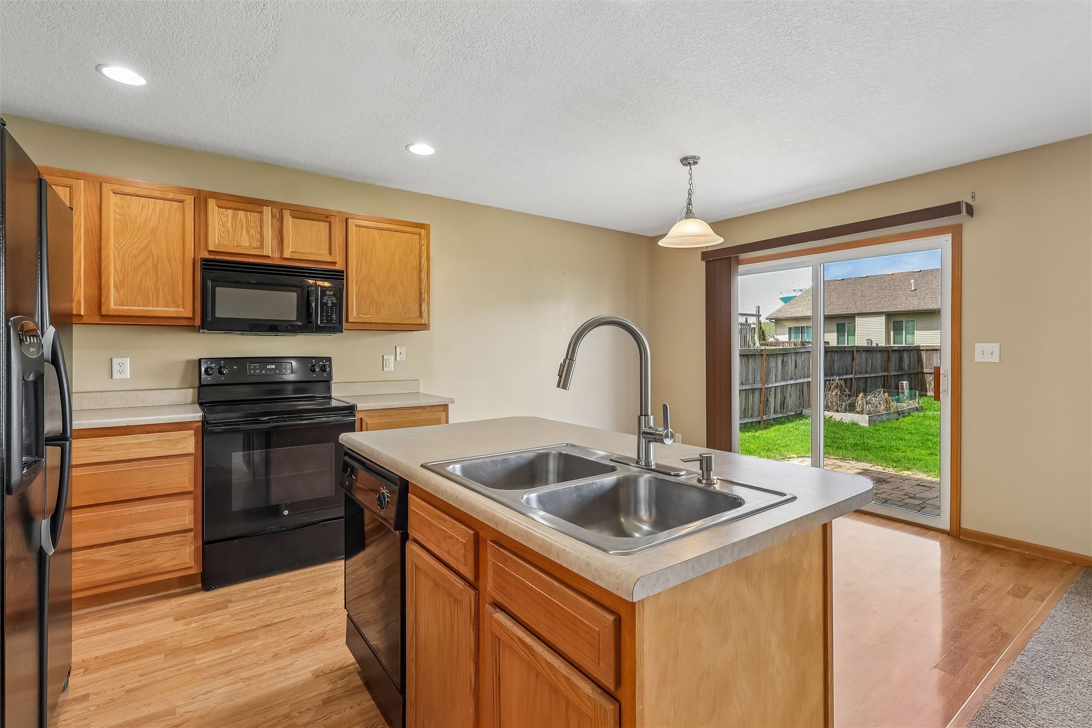 9483 Red Sunset Drive