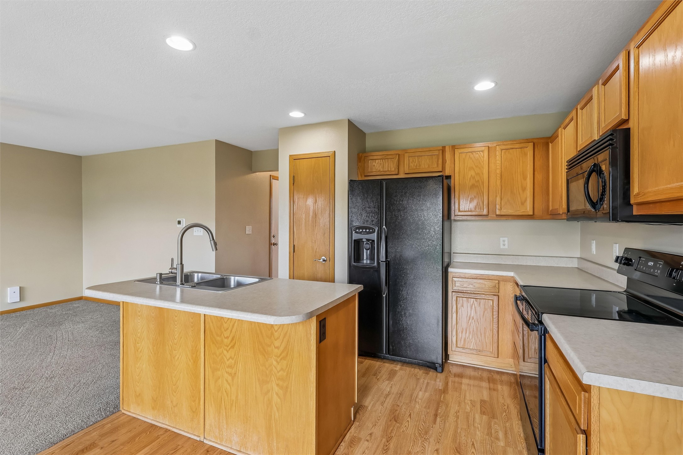 9483 Red Sunset Drive