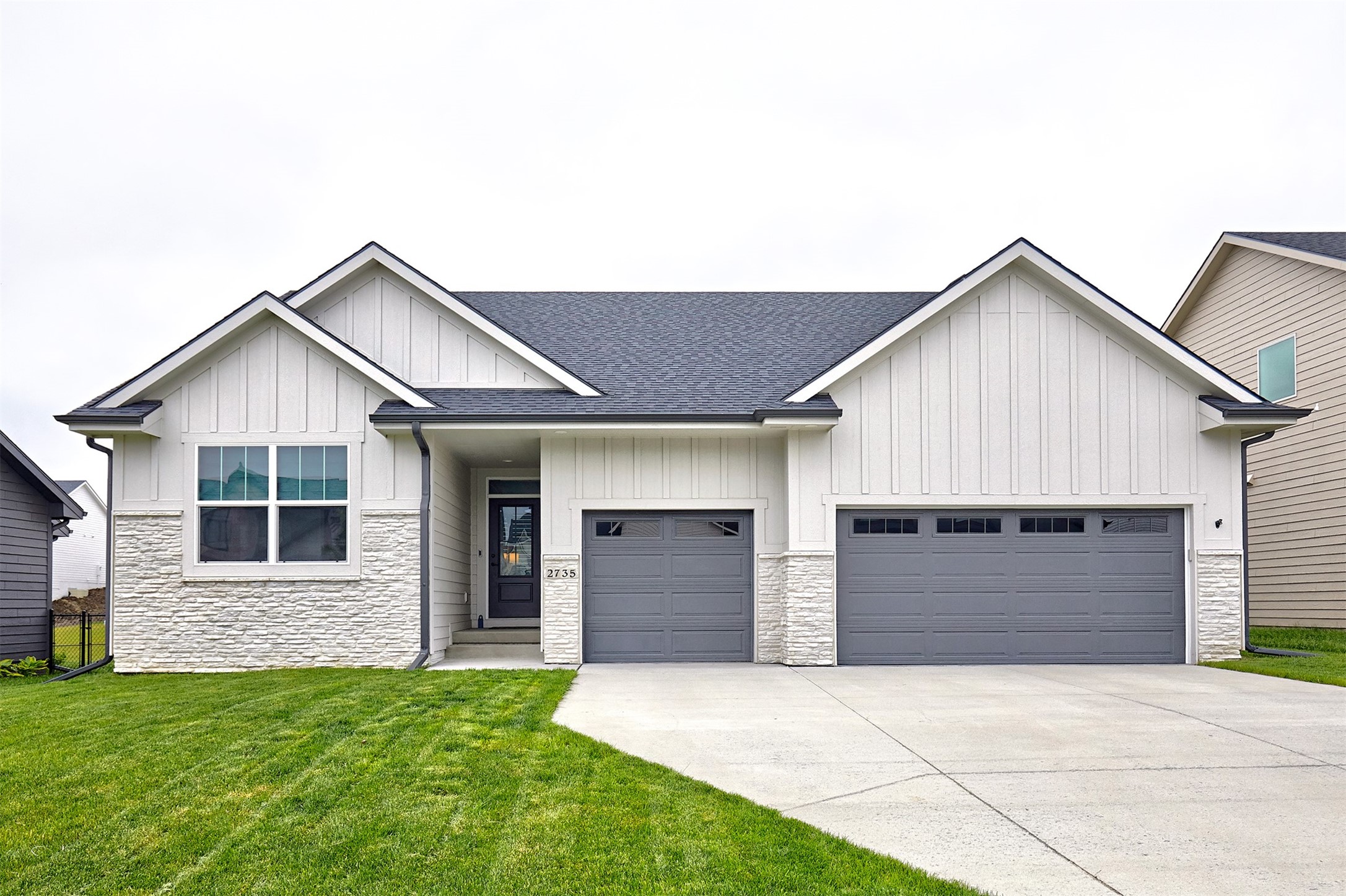 2735 SE Florence Drive Waukee IA