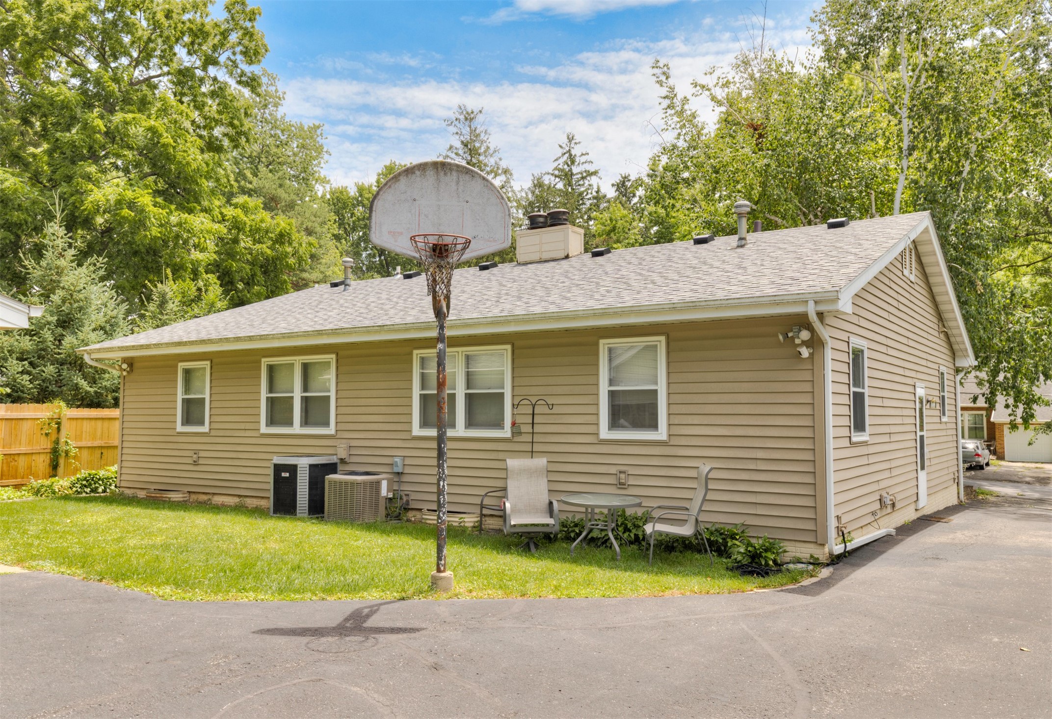 6409 & 6411 Forest Court