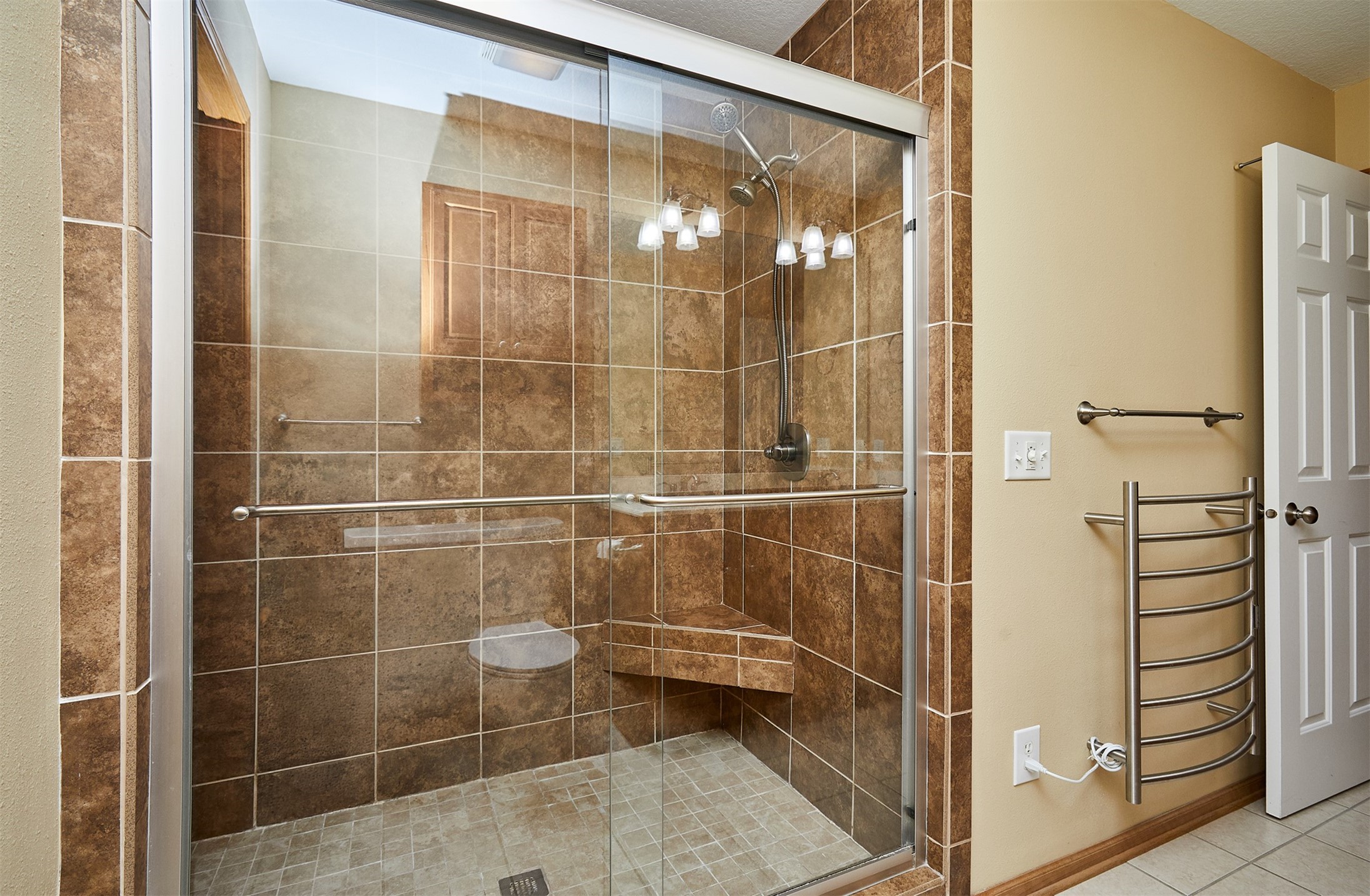 7104 Cody Drive