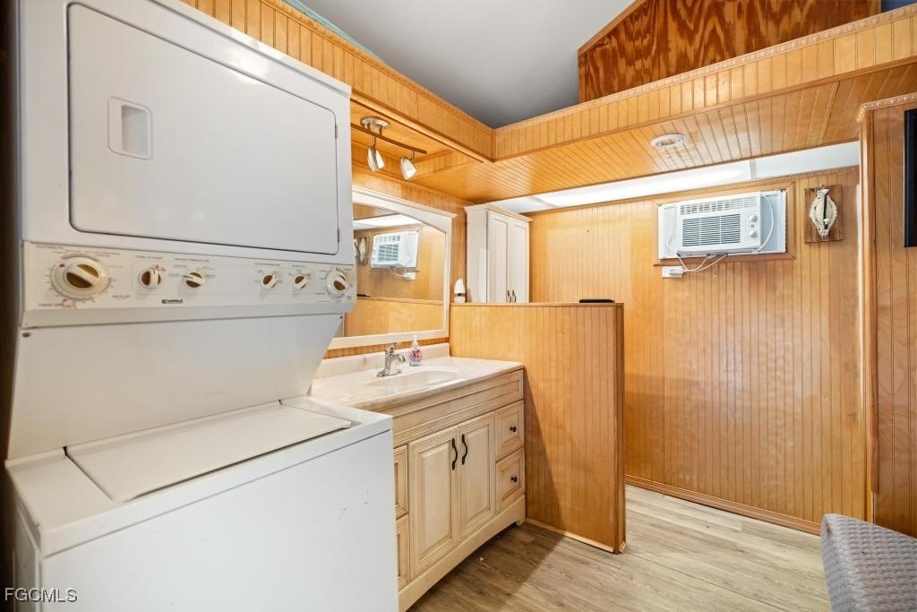 4416 Southern Breeze DR