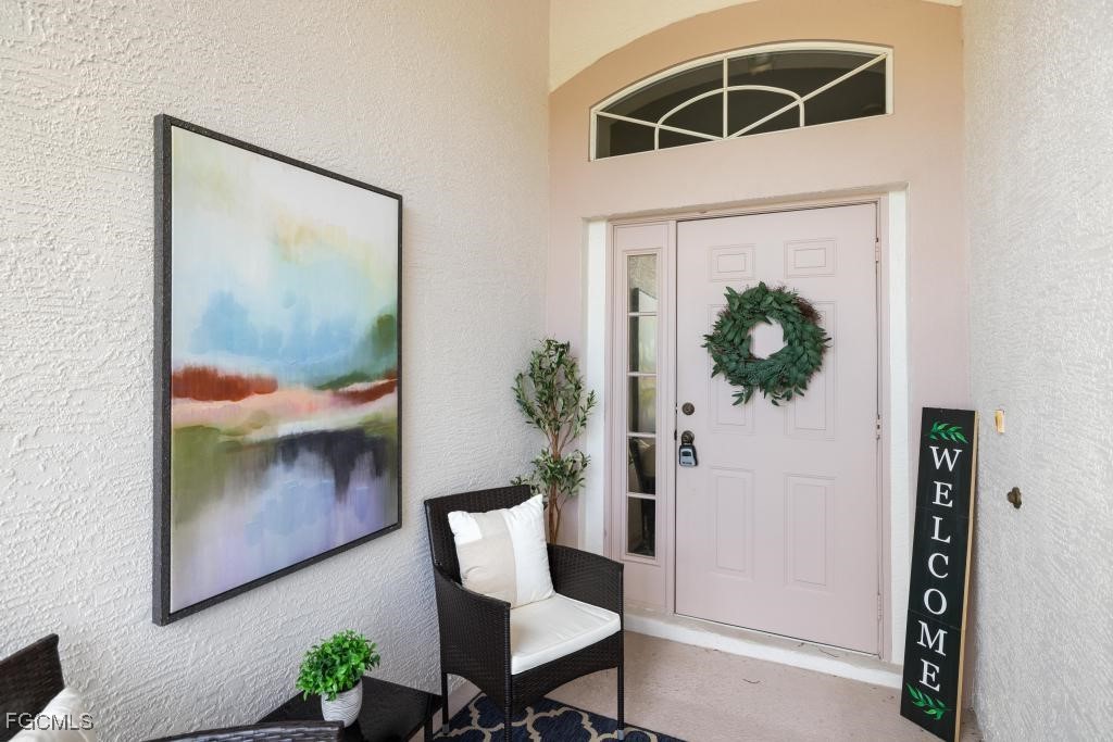 2076 Oxford Ridge CIR