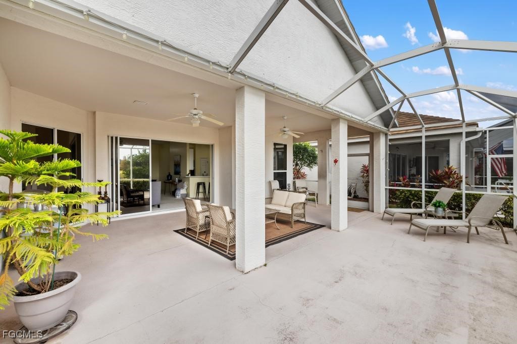 2076 Oxford Ridge CIR