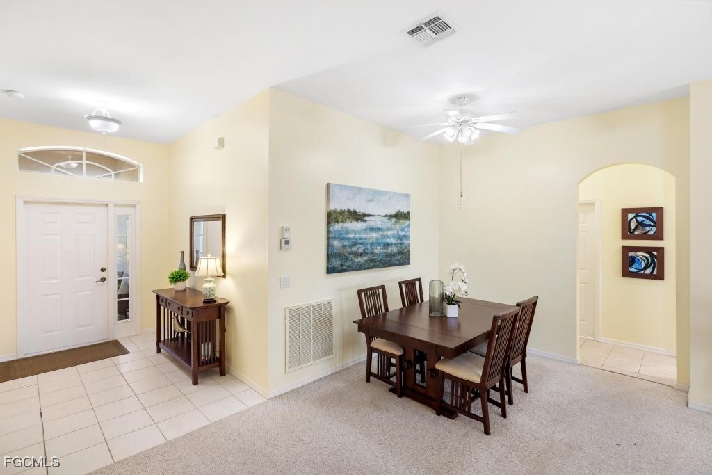 2076 Oxford Ridge CIR