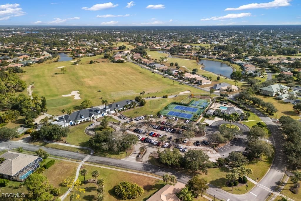 2076 Oxford Ridge CIR