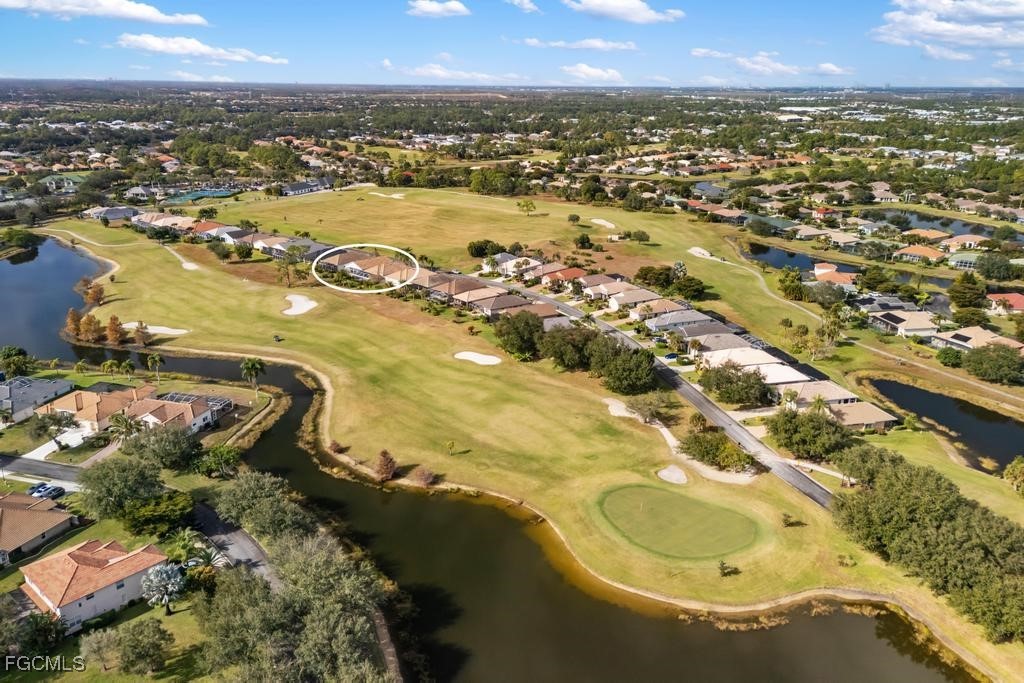 2076 Oxford Ridge CIR