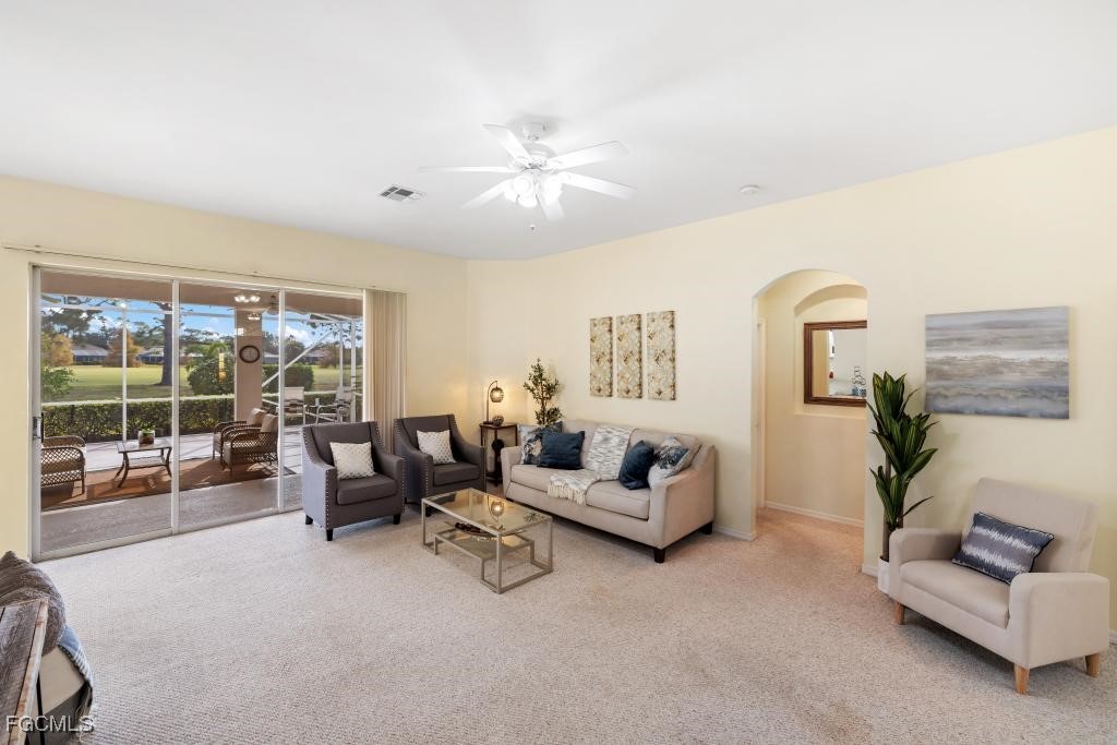 2076 Oxford Ridge CIR