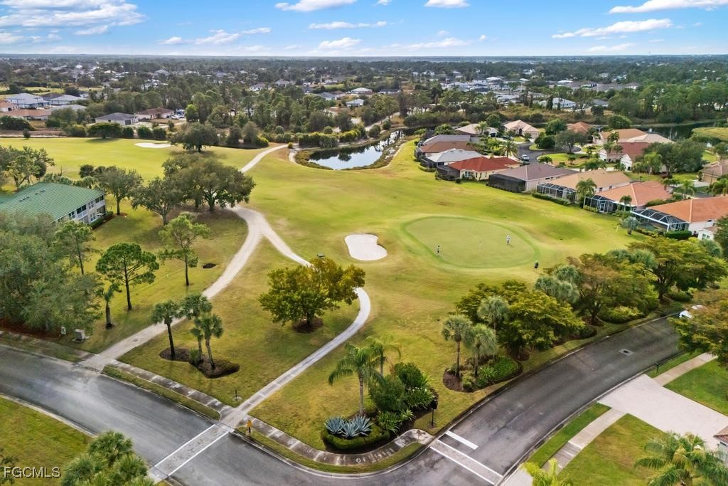 2076 Oxford Ridge CIR