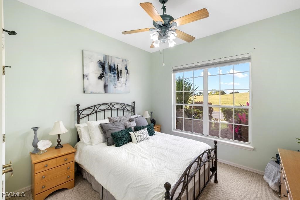 2076 Oxford Ridge CIR