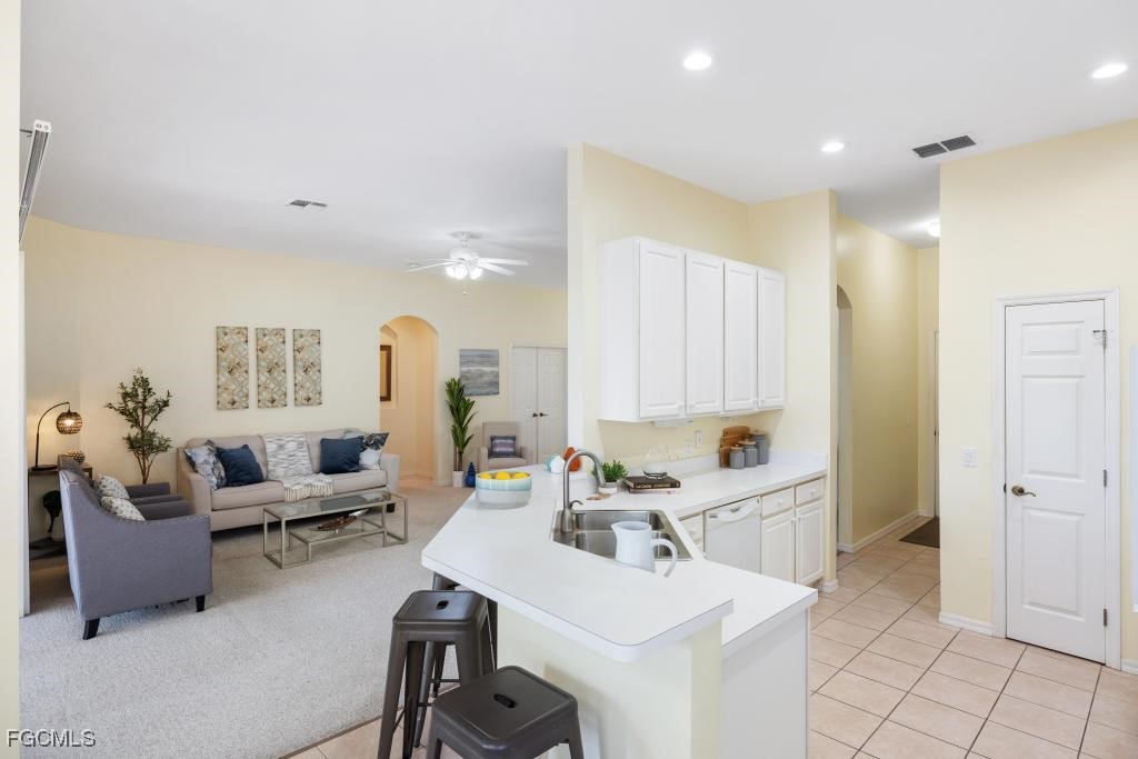 2076 Oxford Ridge CIR