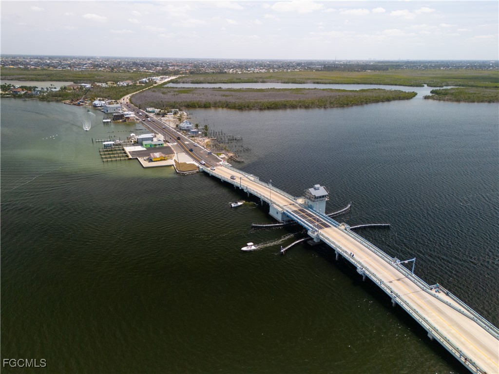 5500 Stringfellow RD