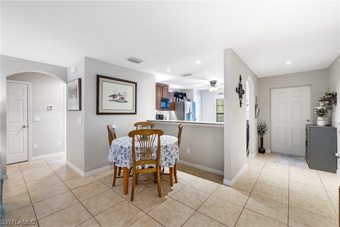 1402 SW 10th TER