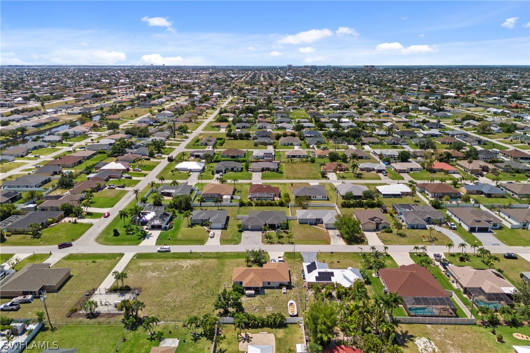 918 SW 32nd TER