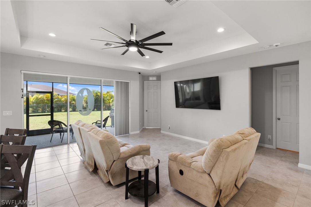 918 SW 32nd TER