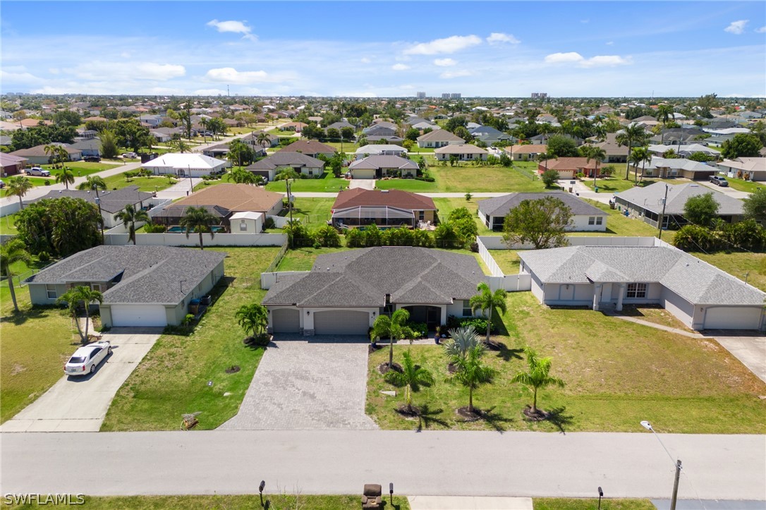 918 SW 32nd TER