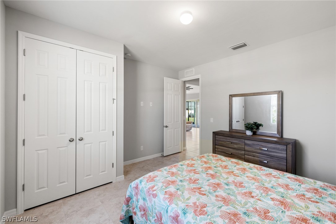 918 SW 32nd TER