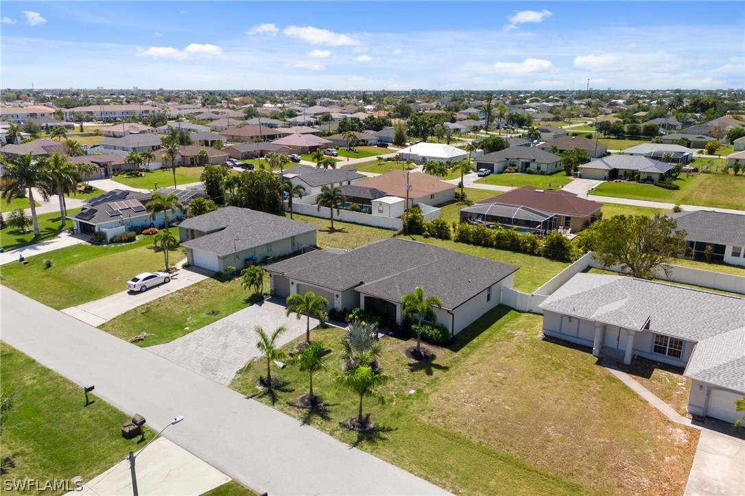 918 SW 32nd TER