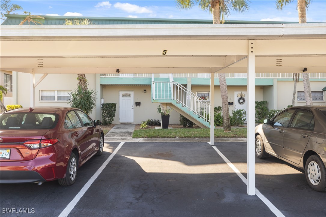1707 Golf Club DR 5
